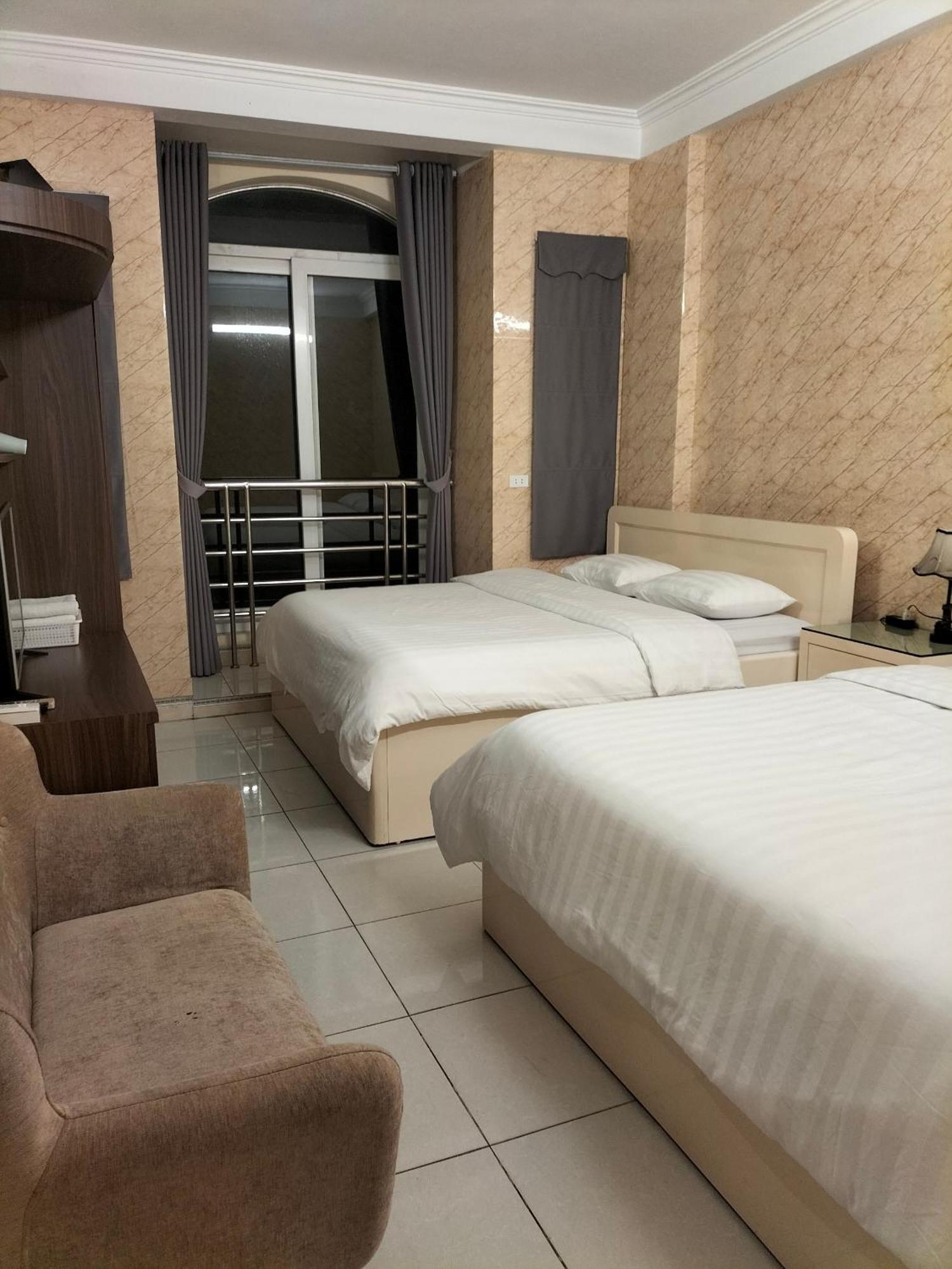 Roma Hotel Noi Bai Airport Hanoi Dış mekan fotoğraf