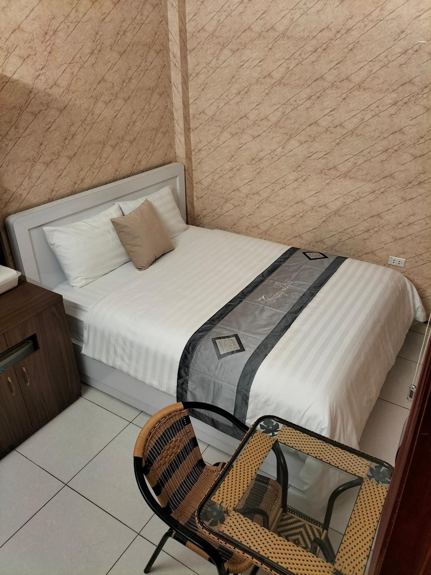 Roma Hotel Noi Bai Airport Hanoi Dış mekan fotoğraf